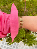 Pulseira dourada trabalhada